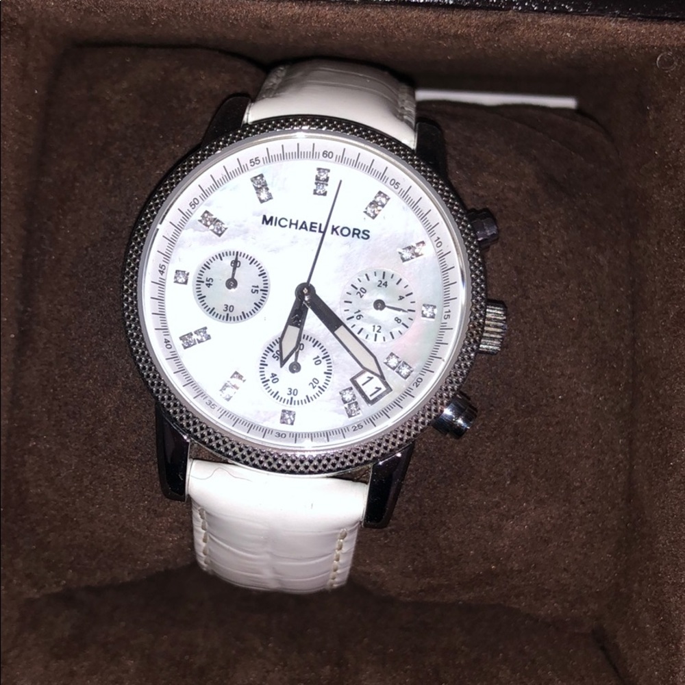 MK watch